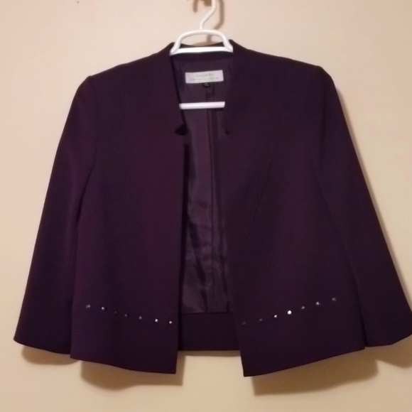 Tahari Open Front Studded Modern-Cut Cropped Sleeve Blazer, Size 12, Pre-Owned - Picture 1 of 9